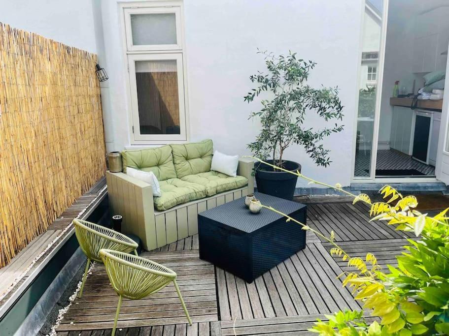 Heerlijk Appartement Centrum Breda En Restaurant! Bagian luar foto