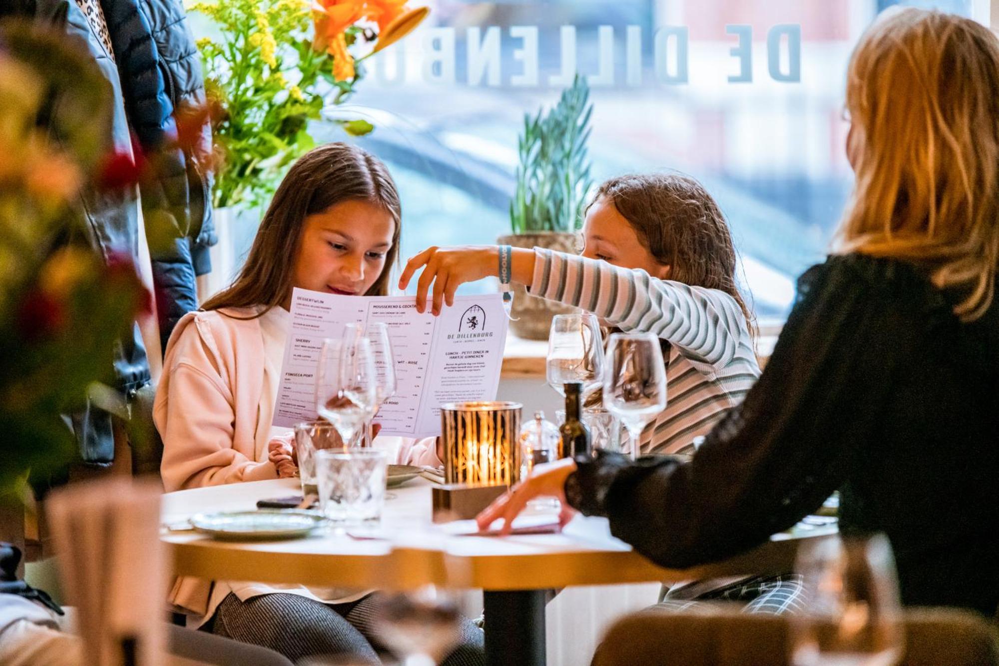 Heerlijk Appartement Centrum Breda En Restaurant! Bagian luar foto